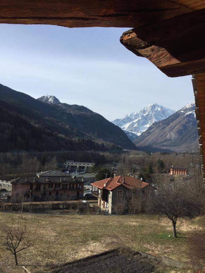 La Maison Du Pont Mont Blanc 2 لا سالّي المظهر الخارجي الصورة